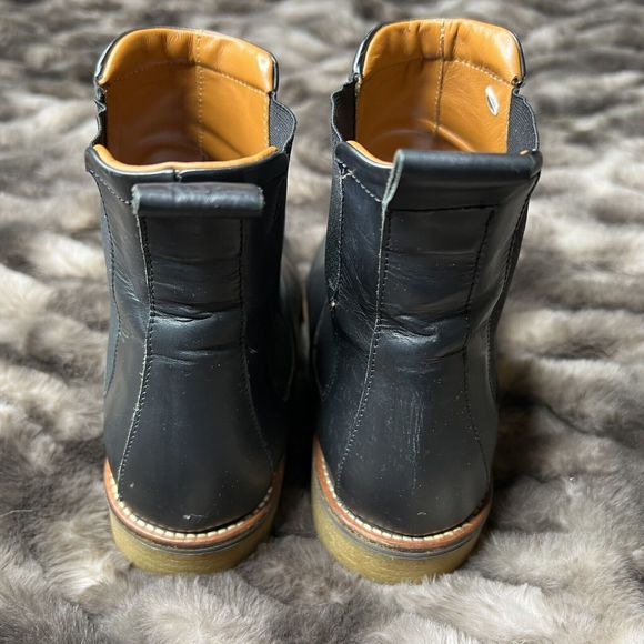 Everlane Womens Size 9.5 Leather Chelsea Boots Black Made in Italy Minimalist - Picture 4 of 8